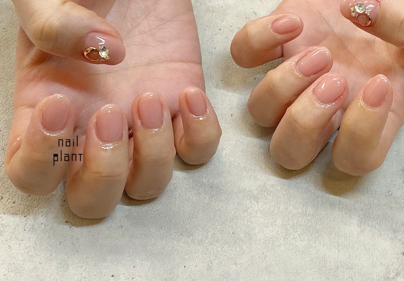 nailplantのネールアートの例